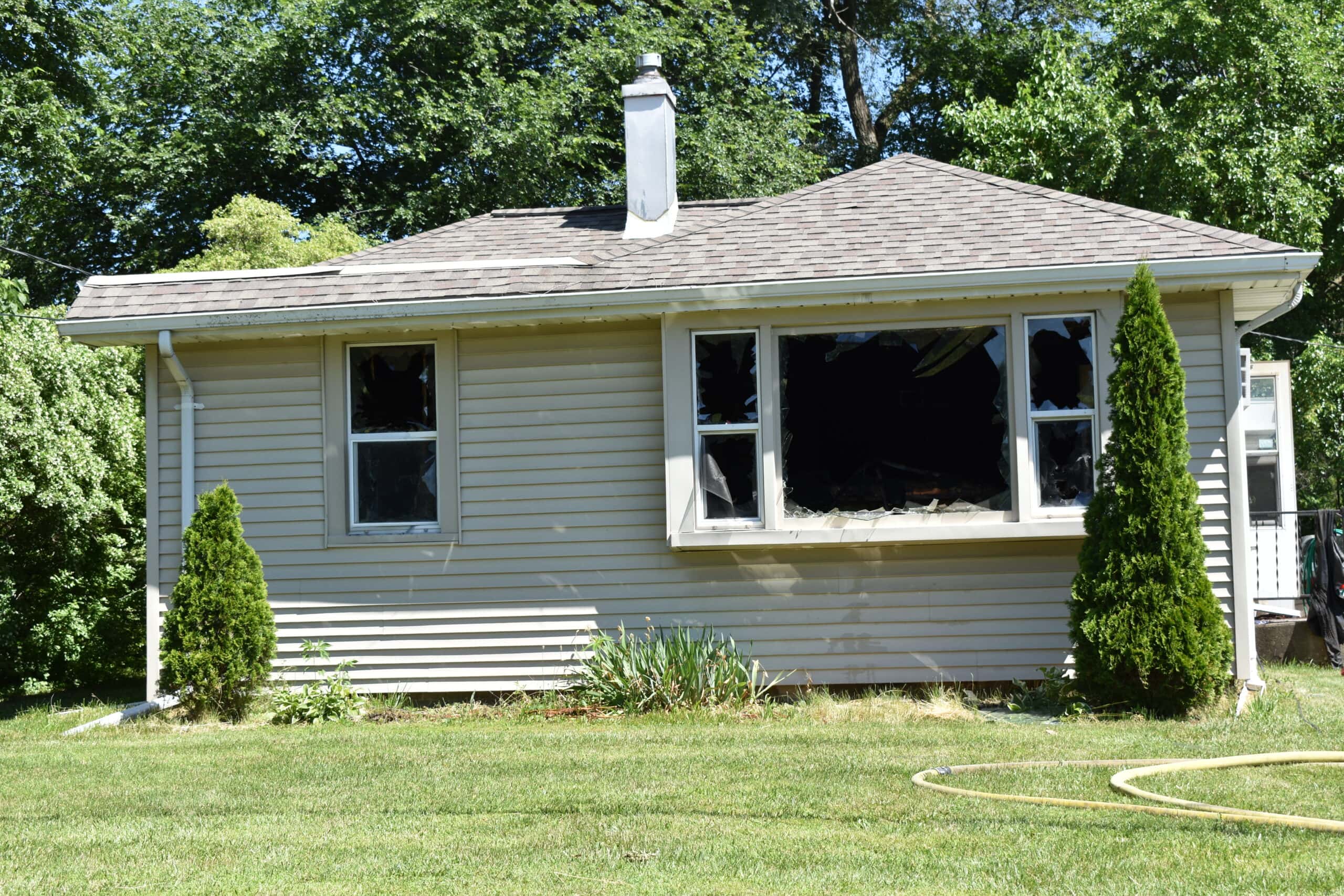 2 injured, including 1 critically, after house fire near Antioch, fire