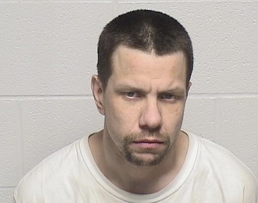 Police arrest Fox Lake man wanted in pursuit that began in Spring Grove, ended in Waukegan