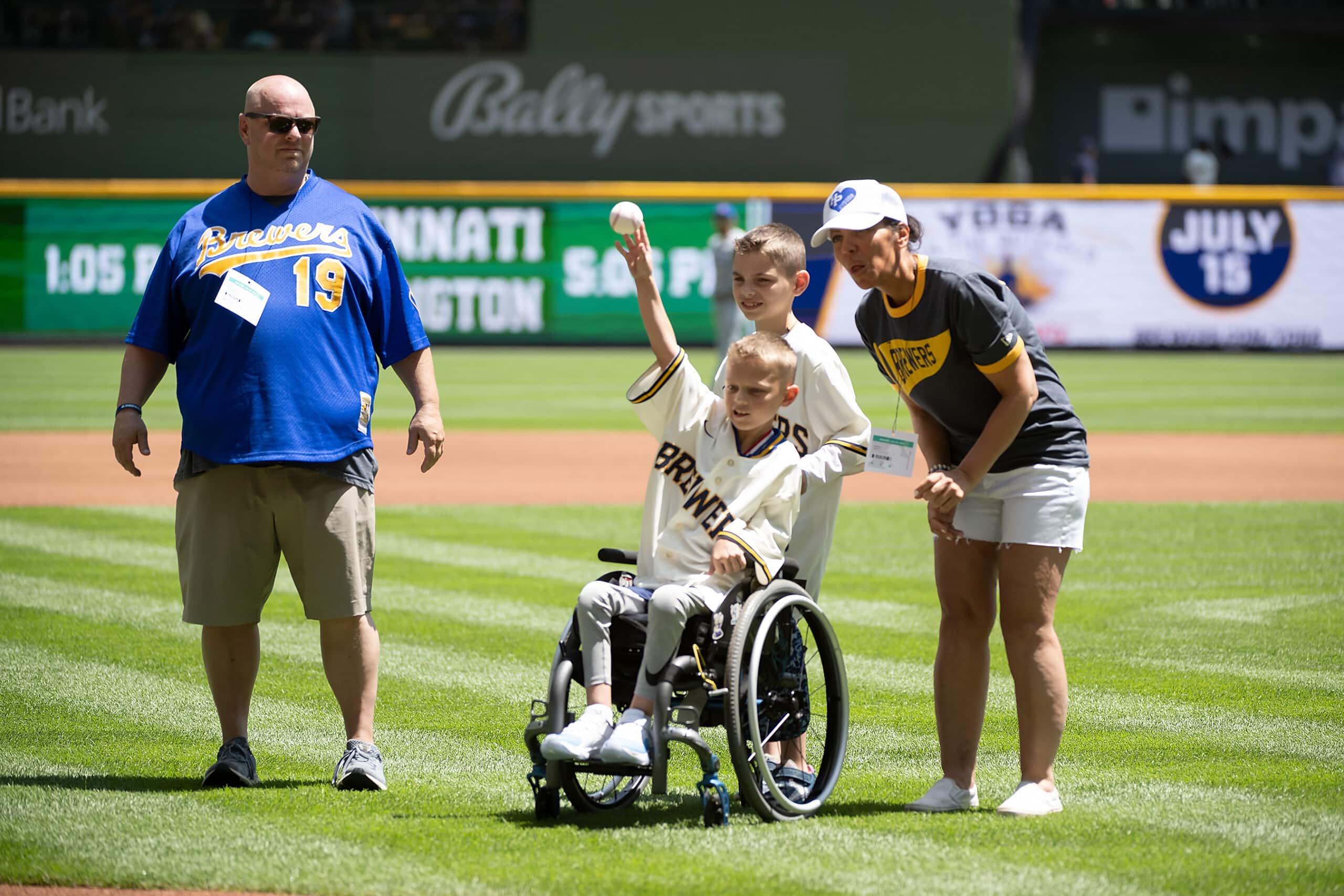 Brewers honor 8-year-old injured in Highland Park shooting