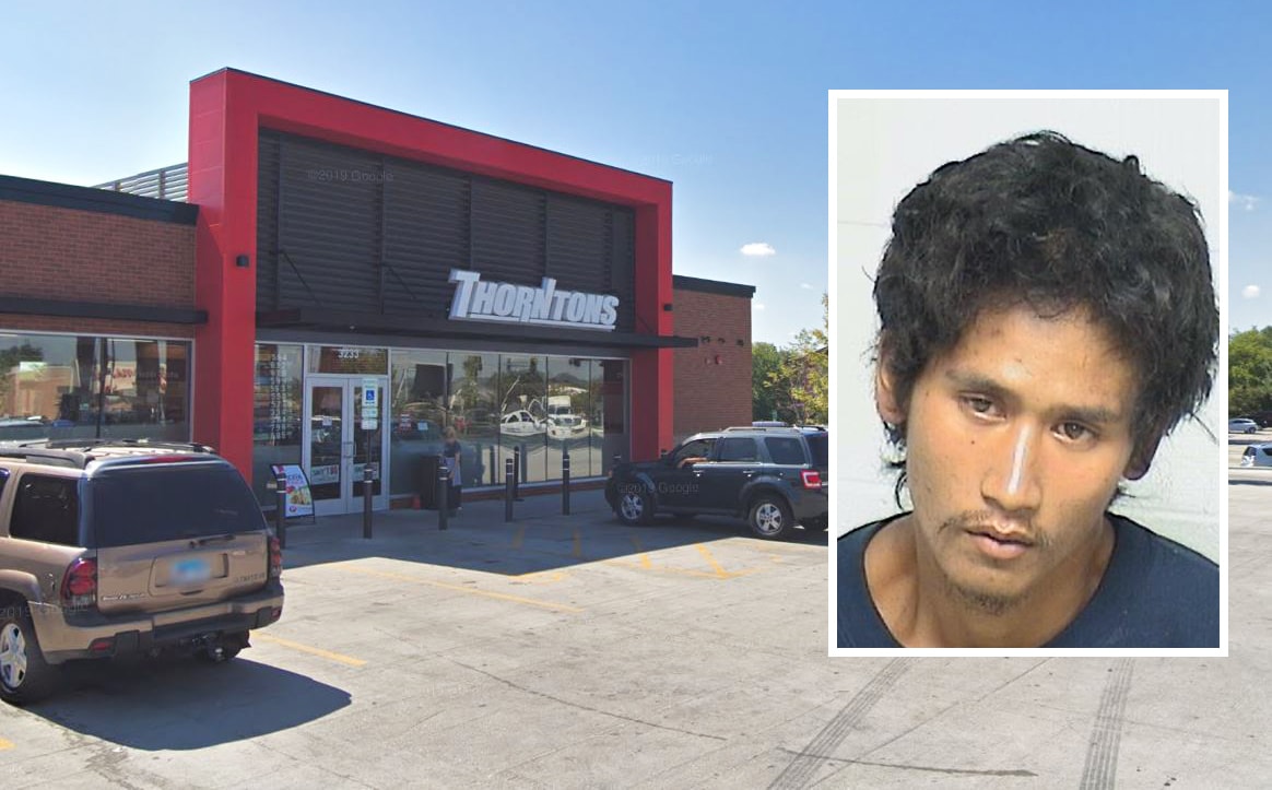 Man charged with stabbing other man in neck during altercation at gas station in Waukegan